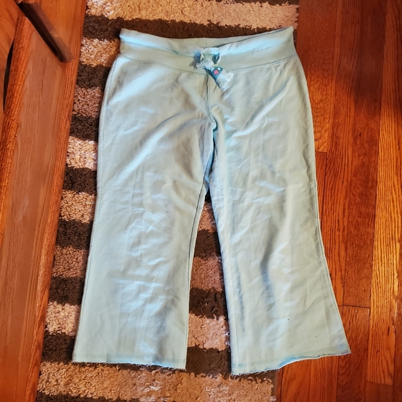 Two Junior Capri Joggers - Picture 10 of 13